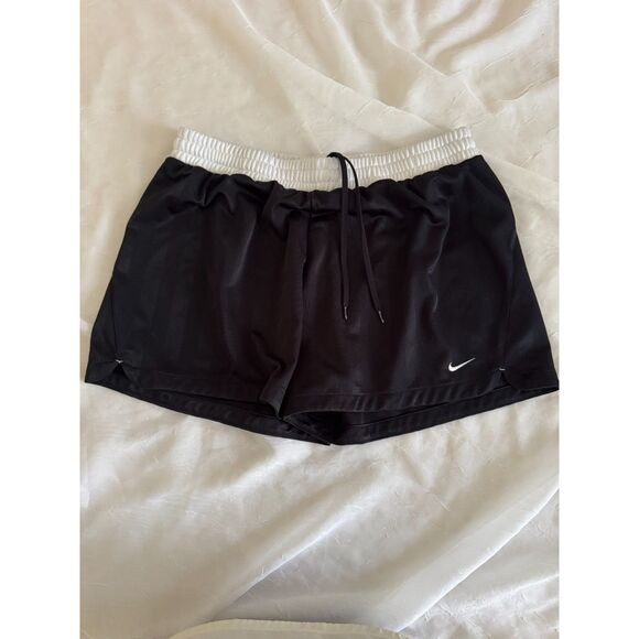 XL Nike Dri-FIT Black Running Shorts (Retired Better World Tag) - Picture 1 of 4